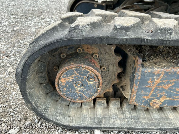 image for item KH9568 2014 John Deere 17D  mini excavator