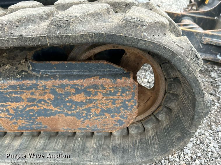 image for item KH9568 2014 John Deere 17D  mini excavator