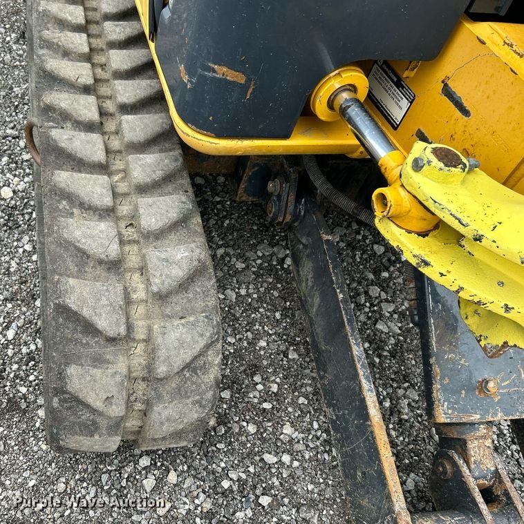 image for item KH9568 2014 John Deere 17D  mini excavator