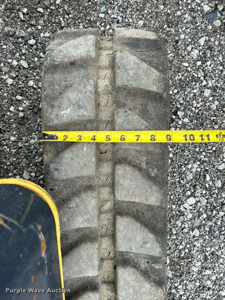 image for item KH9568 2014 John Deere 17D  mini excavator