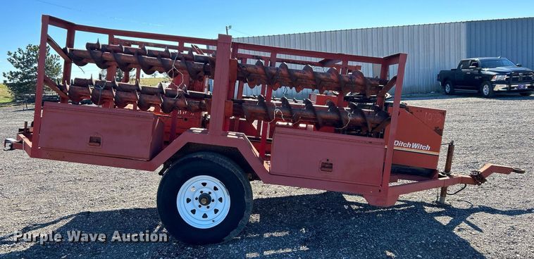 image for item KH9585 Ditch Witch 140 earth auger