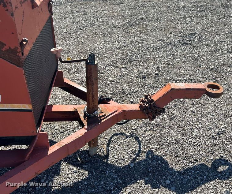 image for item KH9585 Ditch Witch 140 earth auger