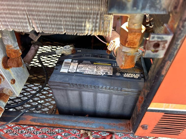 image for item KH9585 Ditch Witch 140 earth auger