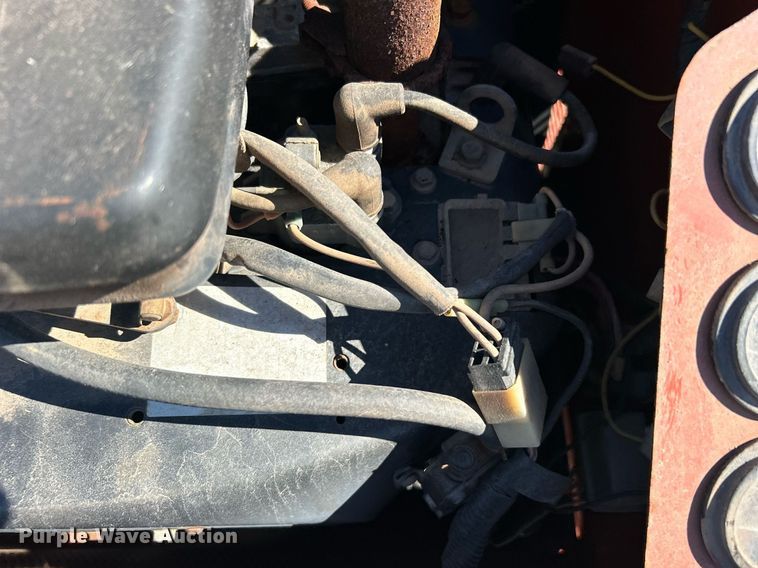 image for item KH9585 Ditch Witch 140 earth auger