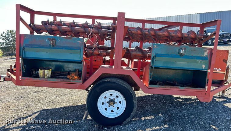 image for item KH9585 Ditch Witch 140 earth auger