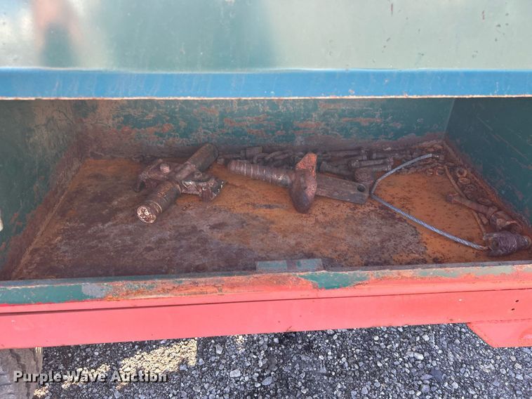 image for item KH9585 Ditch Witch 140 earth auger