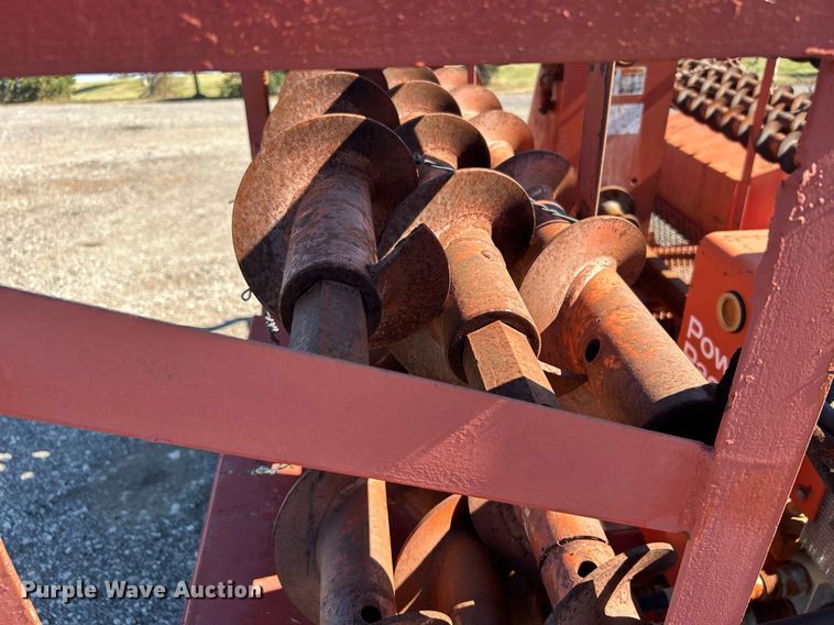 image for item KH9585 Ditch Witch 140 earth auger