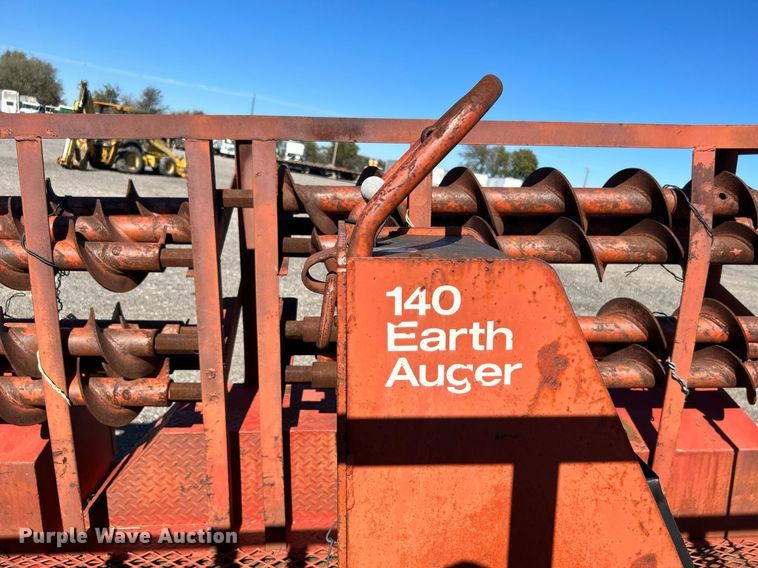 image for item KH9585 Ditch Witch 140 earth auger