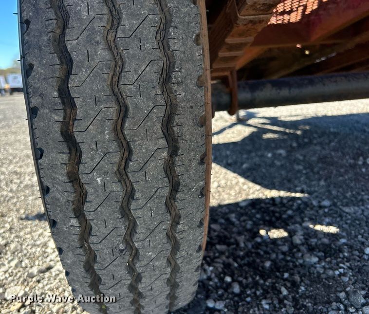 image for item KH9585 Ditch Witch 140 earth auger