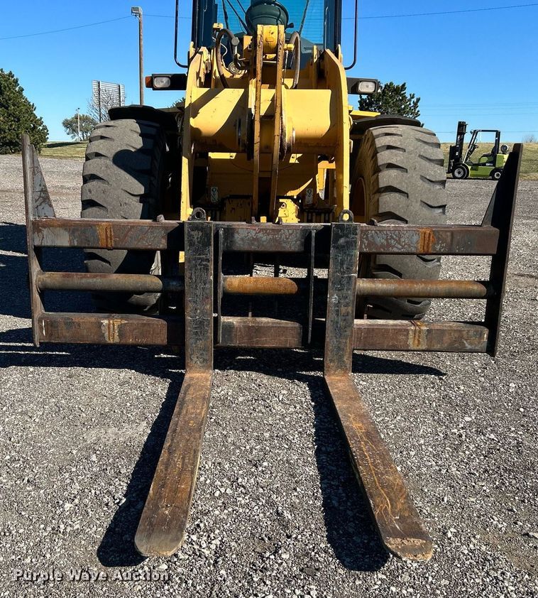 image for item KH9589 2005 Caterpillar  928G wheel loader