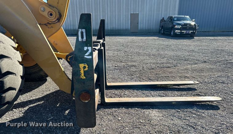 image for item KH9589 2005 Caterpillar  928G wheel loader