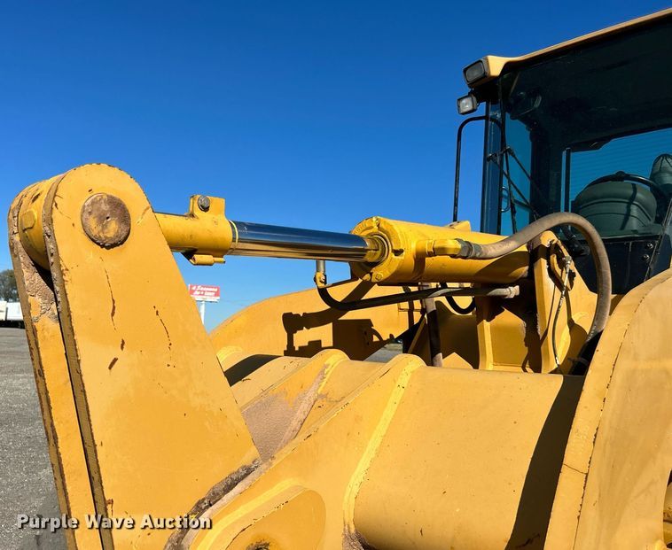image for item KH9589 2005 Caterpillar  928G wheel loader