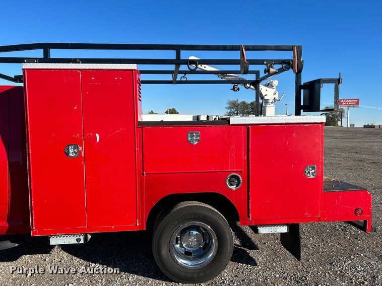 image for item KH9596 2016 Dodge Ram 3500HD  utility bed pickup truck