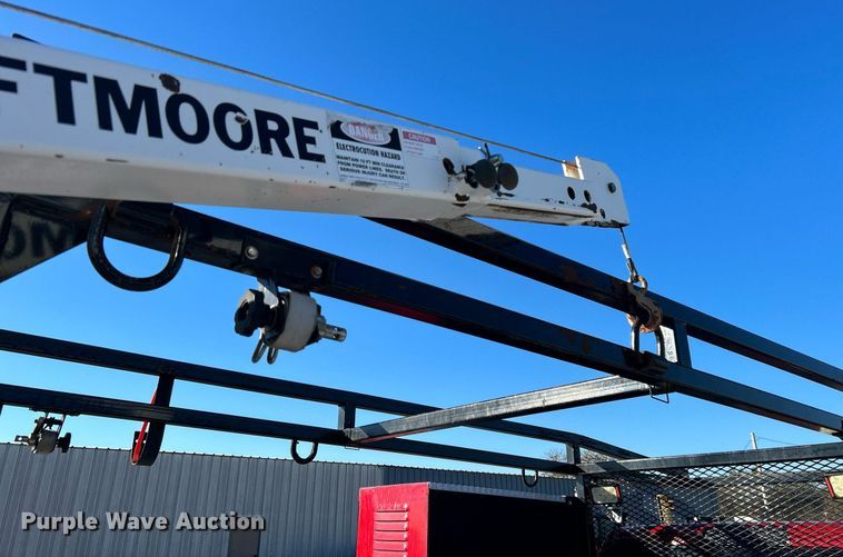 image for item KH9596 2016 Dodge Ram 3500HD  utility bed pickup truck