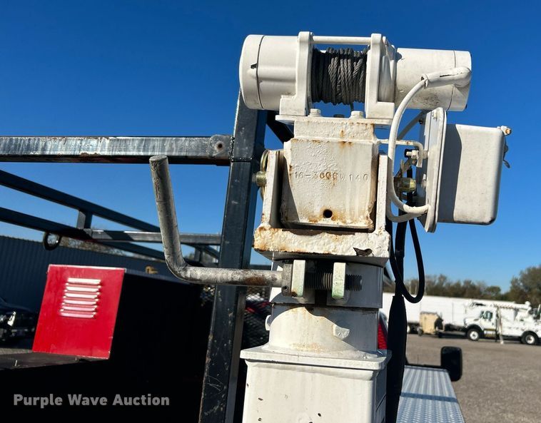 image for item KH9596 2016 Dodge Ram 3500HD  utility bed pickup truck