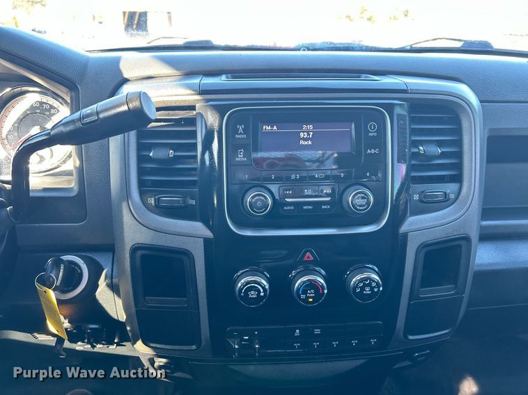 image for item KH9596 2016 Dodge Ram 3500HD  utility bed pickup truck