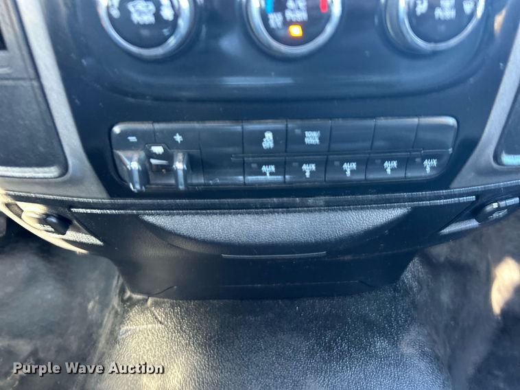 image for item KH9596 2016 Dodge Ram 3500HD  utility bed pickup truck