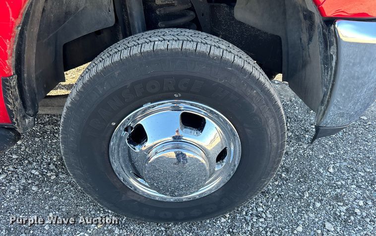 image for item KH9596 2016 Dodge Ram 3500HD  utility bed pickup truck