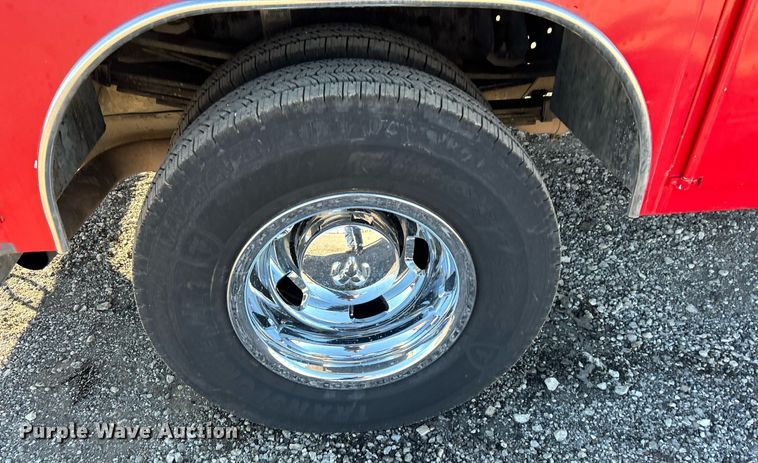 image for item KH9596 2016 Dodge Ram 3500HD  utility bed pickup truck