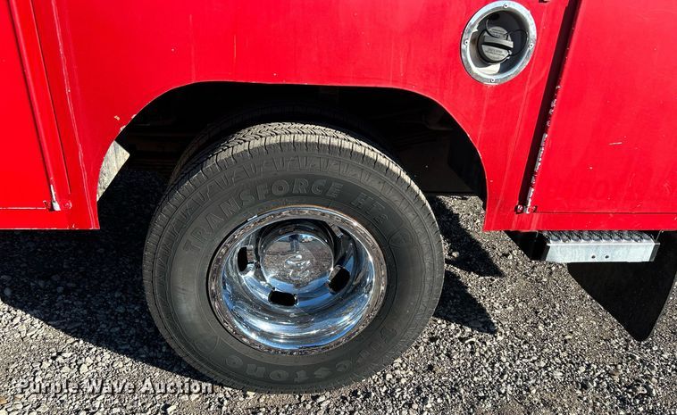 image for item KH9596 2016 Dodge Ram 3500HD  utility bed pickup truck