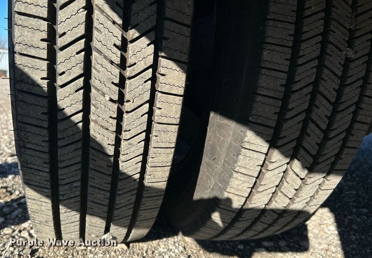 image for item KH9596 2016 Dodge Ram 3500HD  utility bed pickup truck