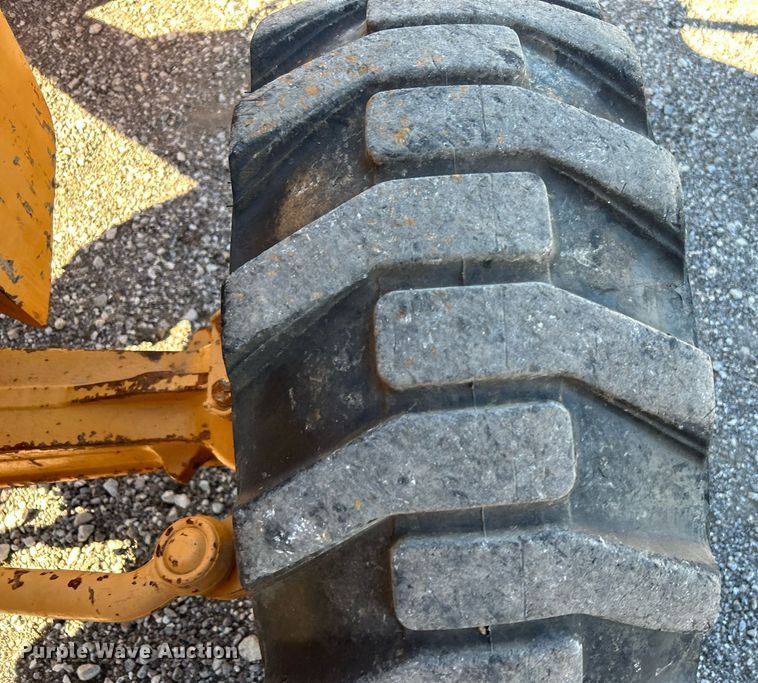 image for item KH9599 Case 580K  backhoe