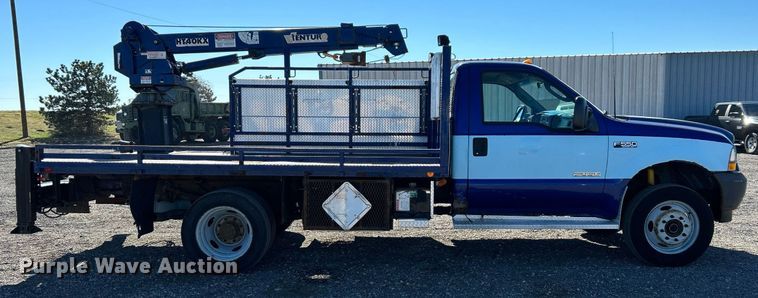 image for item KH9600 2003 Ford F550 XL Super Duty flatbed truck