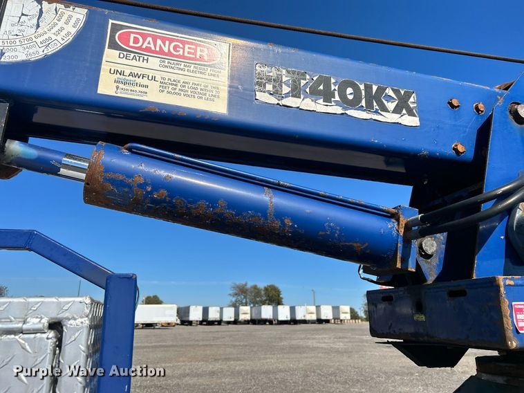 image for item KH9600 2003 Ford F550 XL Super Duty flatbed truck