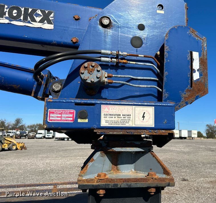 image for item KH9600 2003 Ford F550 XL Super Duty flatbed truck