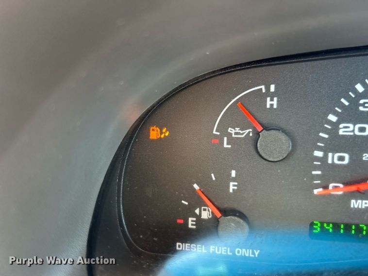 image for item KH9600 2003 Ford F550 XL Super Duty flatbed truck