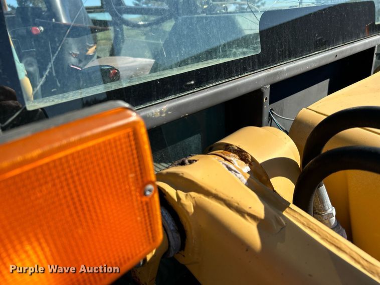 image for item KH9608 Ford 455C  backhoe