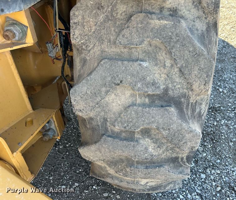 image for item KH9608 Ford 455C  backhoe