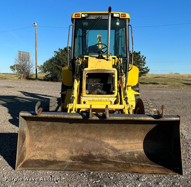image for item KH9612 2000 New Holland LB75  backhoe
