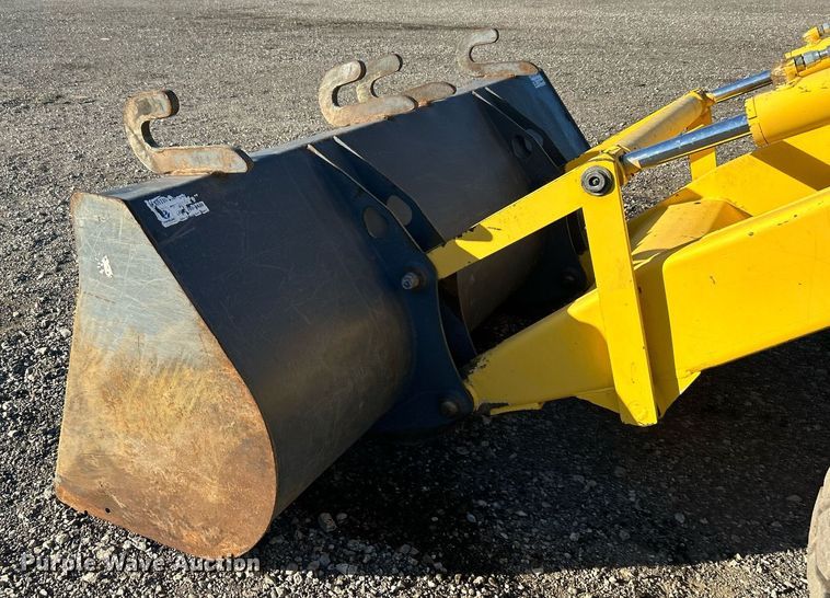 image for item KH9612 2000 New Holland LB75  backhoe