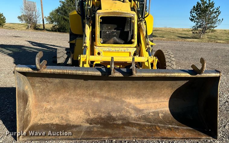 image for item KH9612 2000 New Holland LB75  backhoe