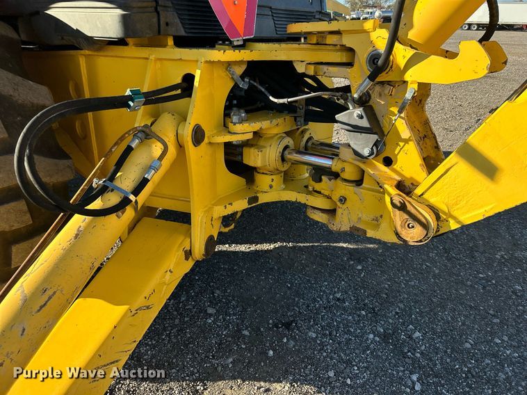 image for item KH9612 2000 New Holland LB75  backhoe