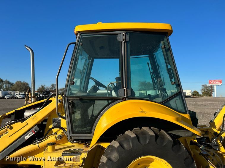 image for item KH9612 2000 New Holland LB75  backhoe