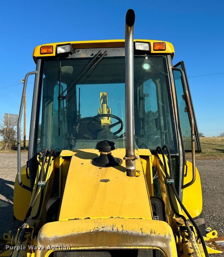 image for item KH9612 2000 New Holland LB75  backhoe