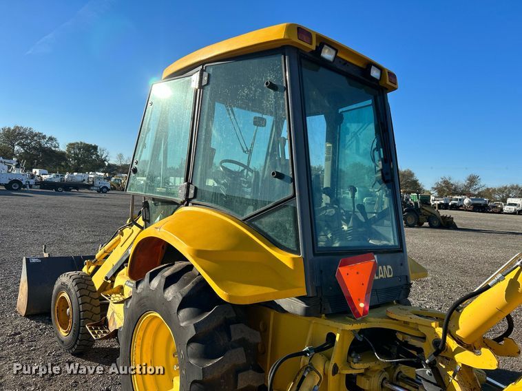 image for item KH9612 2000 New Holland LB75  backhoe