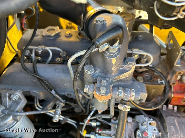 image for item KH9612 2000 New Holland LB75  backhoe