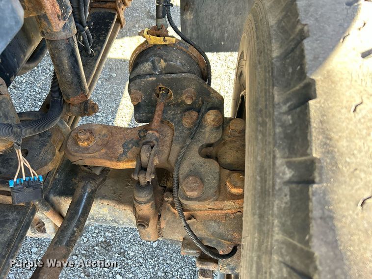 image for item KH9615 2009 International 7400  digger derrick truck