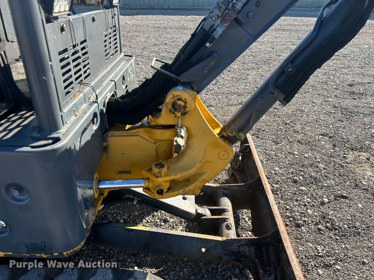 image for item KH9625 2010  John Deere 17D  mini excavator