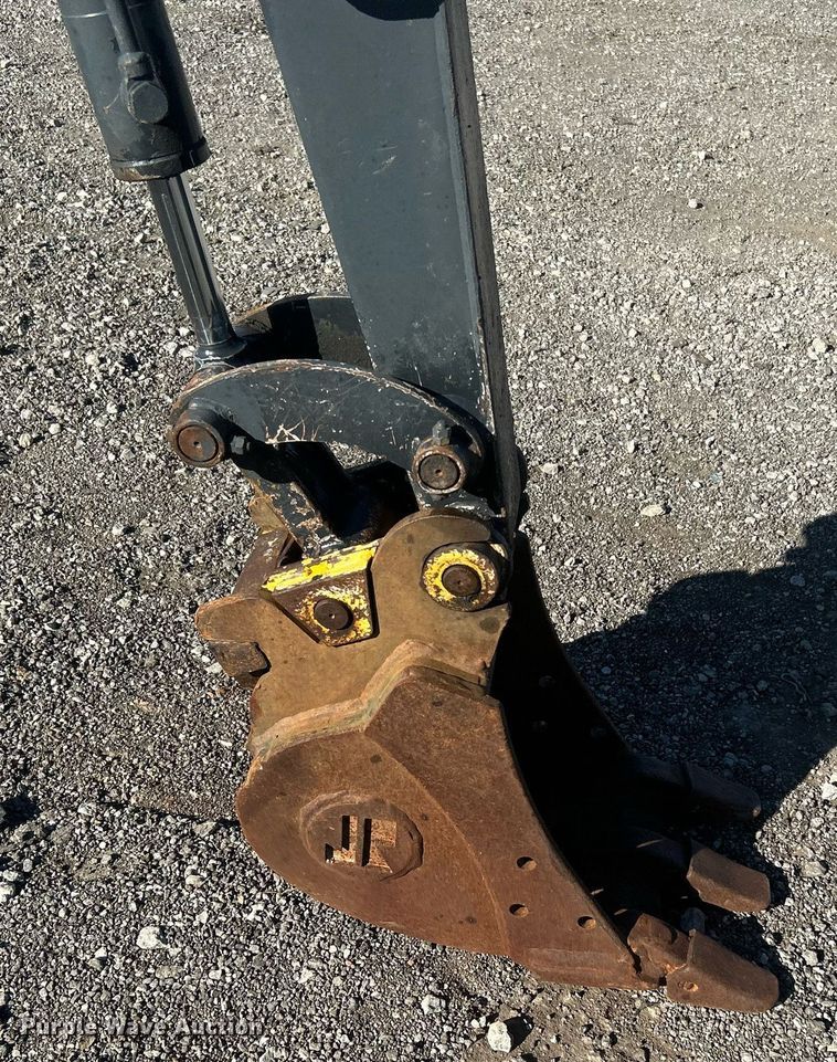 image for item KH9625 2010  John Deere 17D  mini excavator