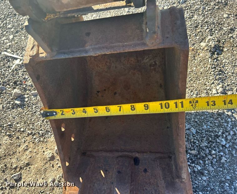 image for item KH9625 2010  John Deere 17D  mini excavator