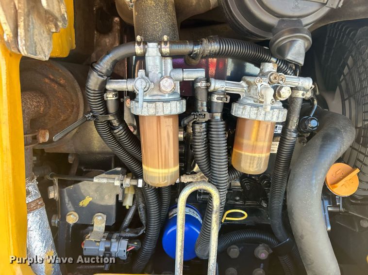 image for item KH9625 2010  John Deere 17D  mini excavator