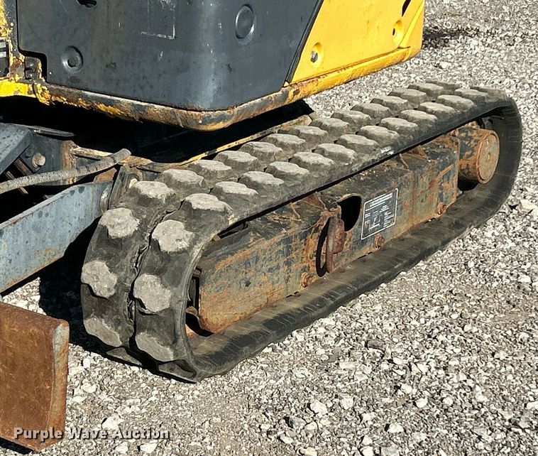image for item KH9625 2010  John Deere 17D  mini excavator