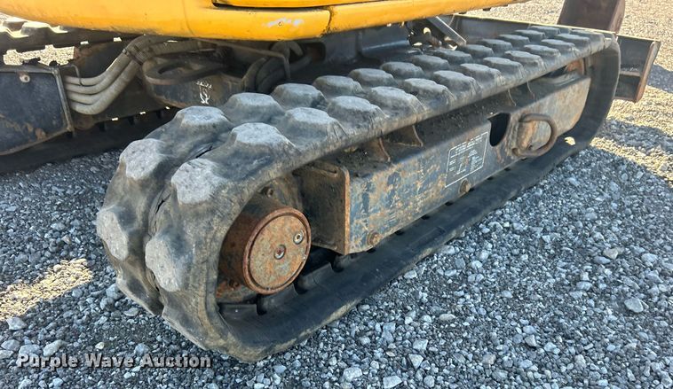 image for item KH9625 2010  John Deere 17D  mini excavator