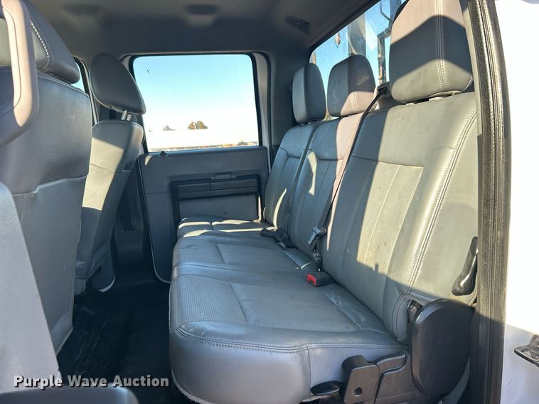 image for item KH9627 2013 Ford F550 Super Duty XL  Crew Cab flatbed truck