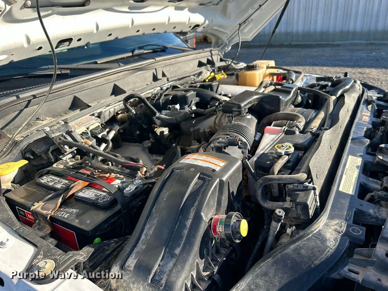 image for item KH9627 2013 Ford F550 Super Duty XL  Crew Cab flatbed truck