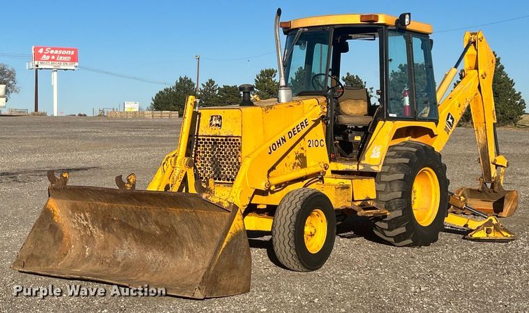 image for item KH9628 1988 John Deere 210C  backhoe